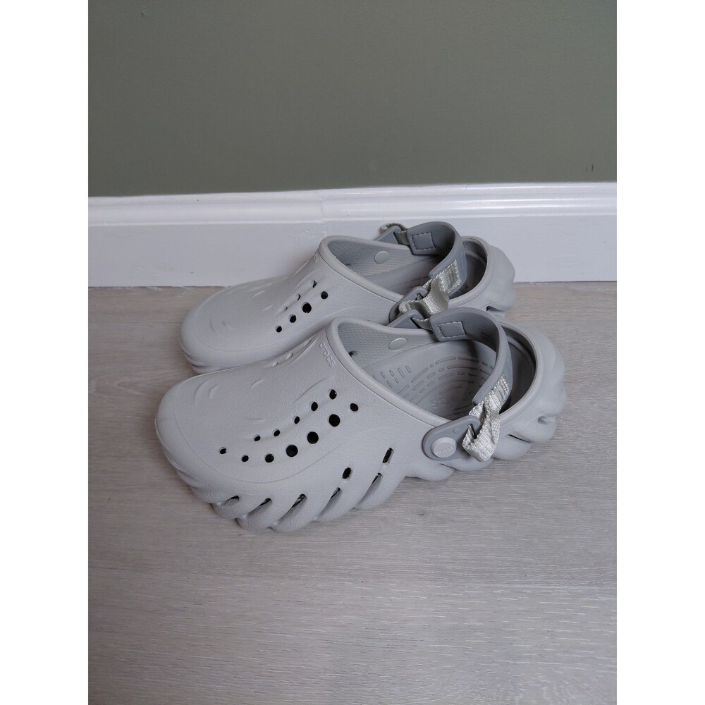 Crocs Echo Clogs Juniors Size J3 Gray Comfort Fully Molded Sport Sandal Outdoor